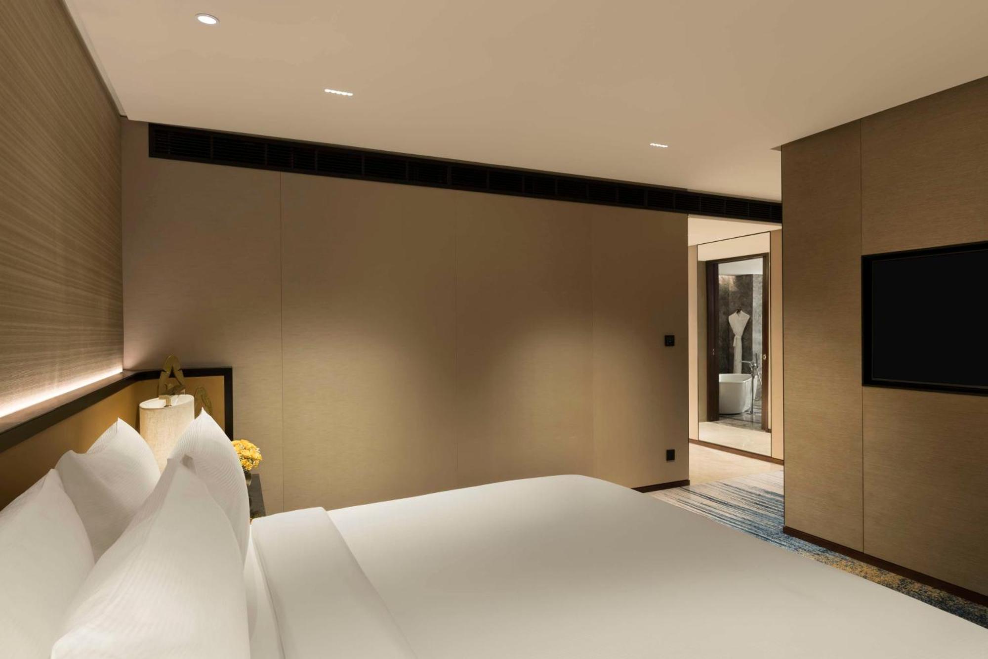 Hotel Hilton Bengaluru Embassy Manyata Business Park Extérieur photo