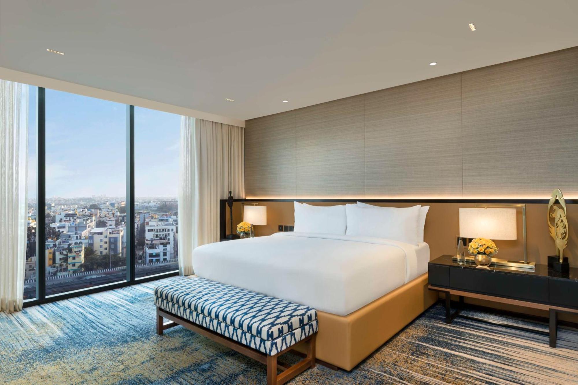 Hotel Hilton Bengaluru Embassy Manyata Business Park Extérieur photo