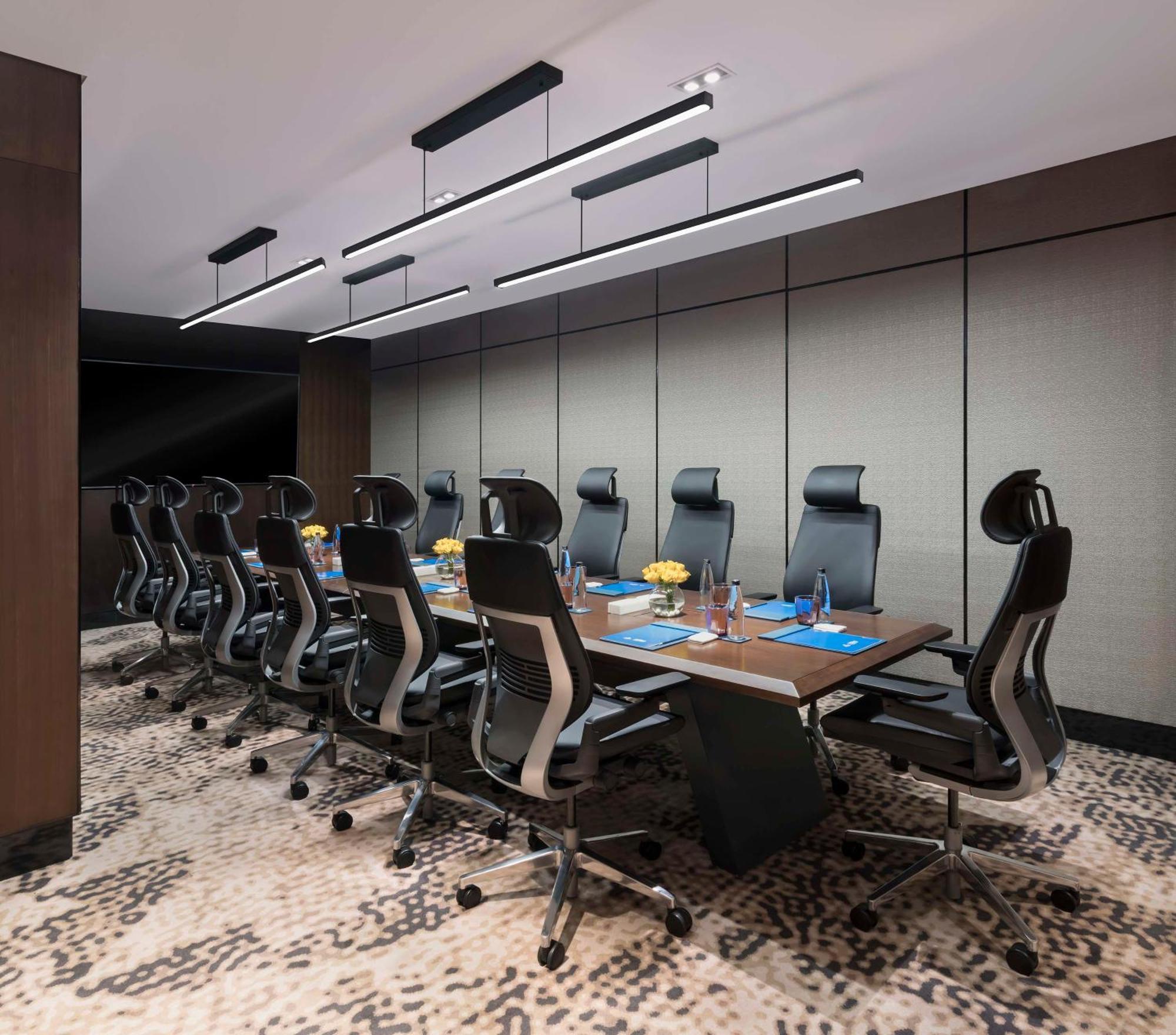 Hotel Hilton Bengaluru Embassy Manyata Business Park Extérieur photo